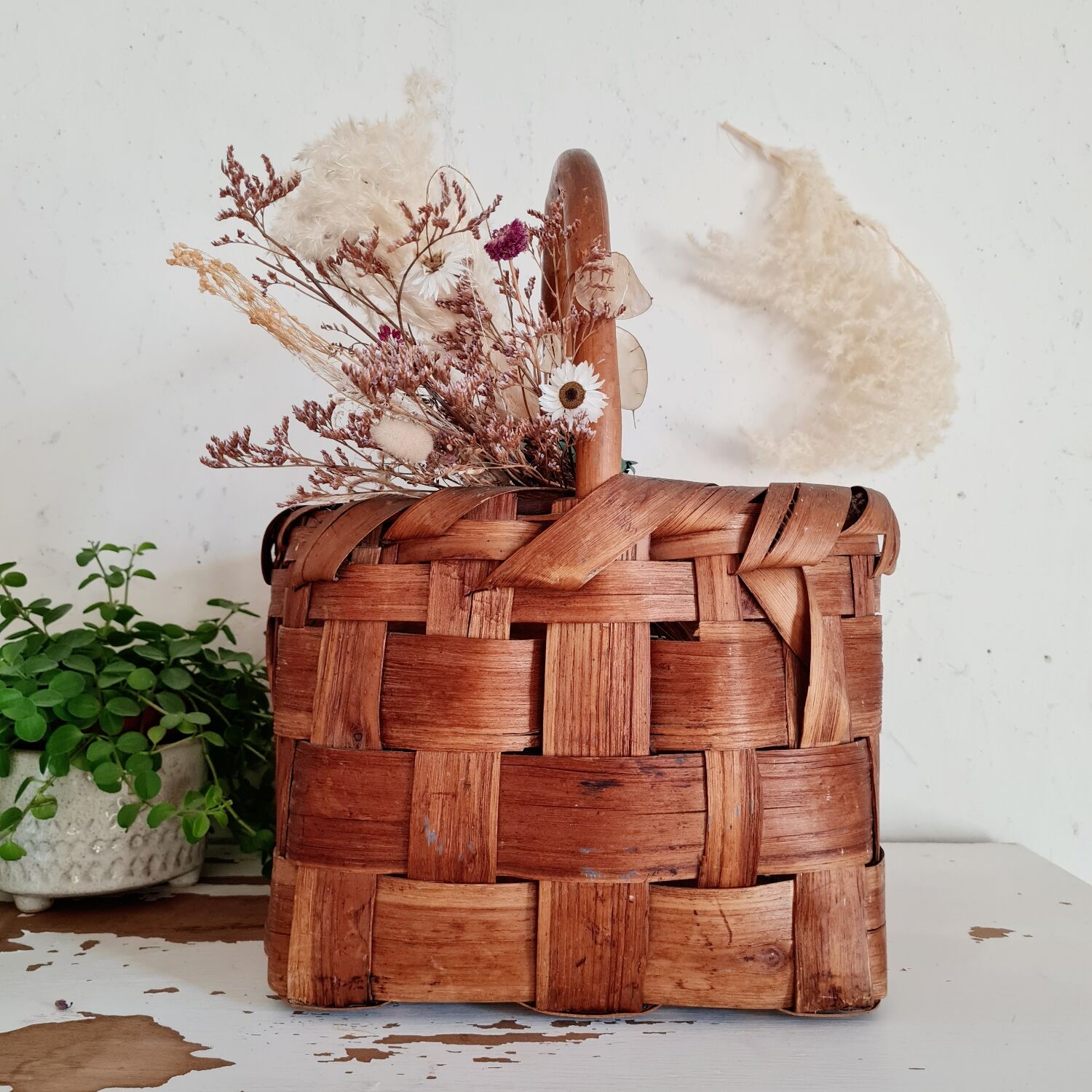 Vintage basket in natural fibers