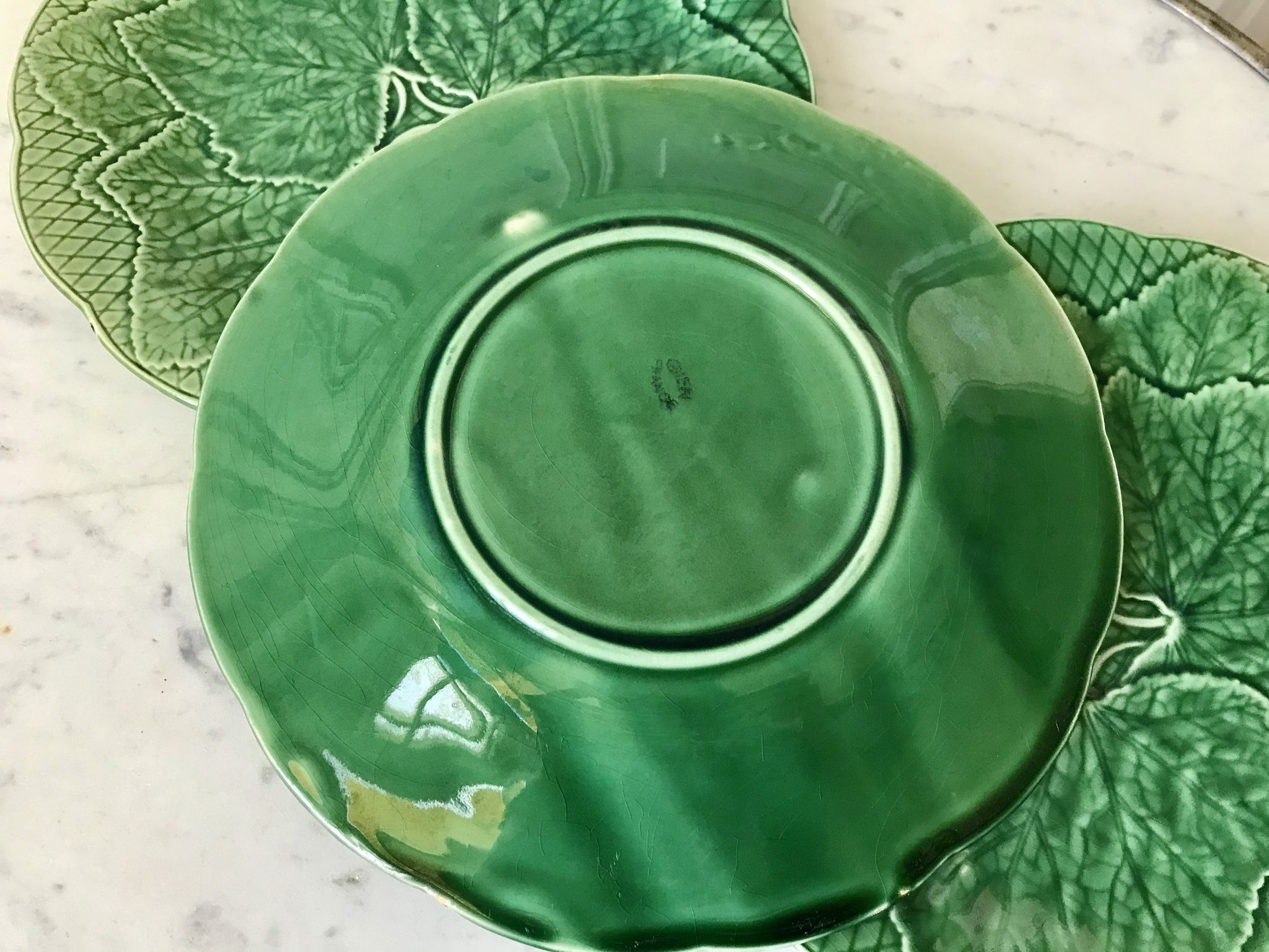 Trio of dessert plates gien model leaves in slip 50s