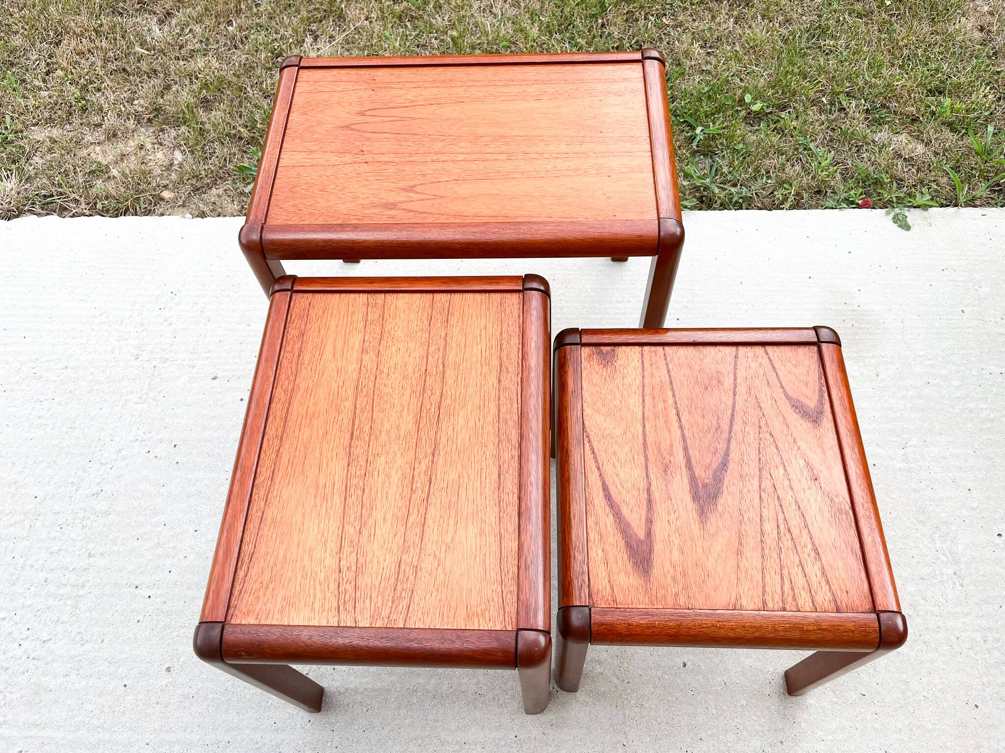 Vintage nesting tables from the 1970s.