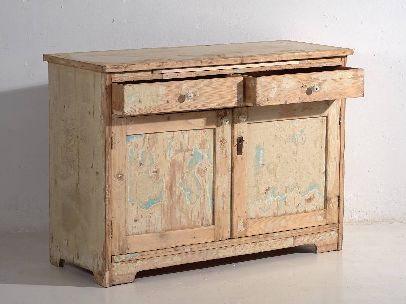 Antique chest of drawers with cream patina (circa 1920) #43