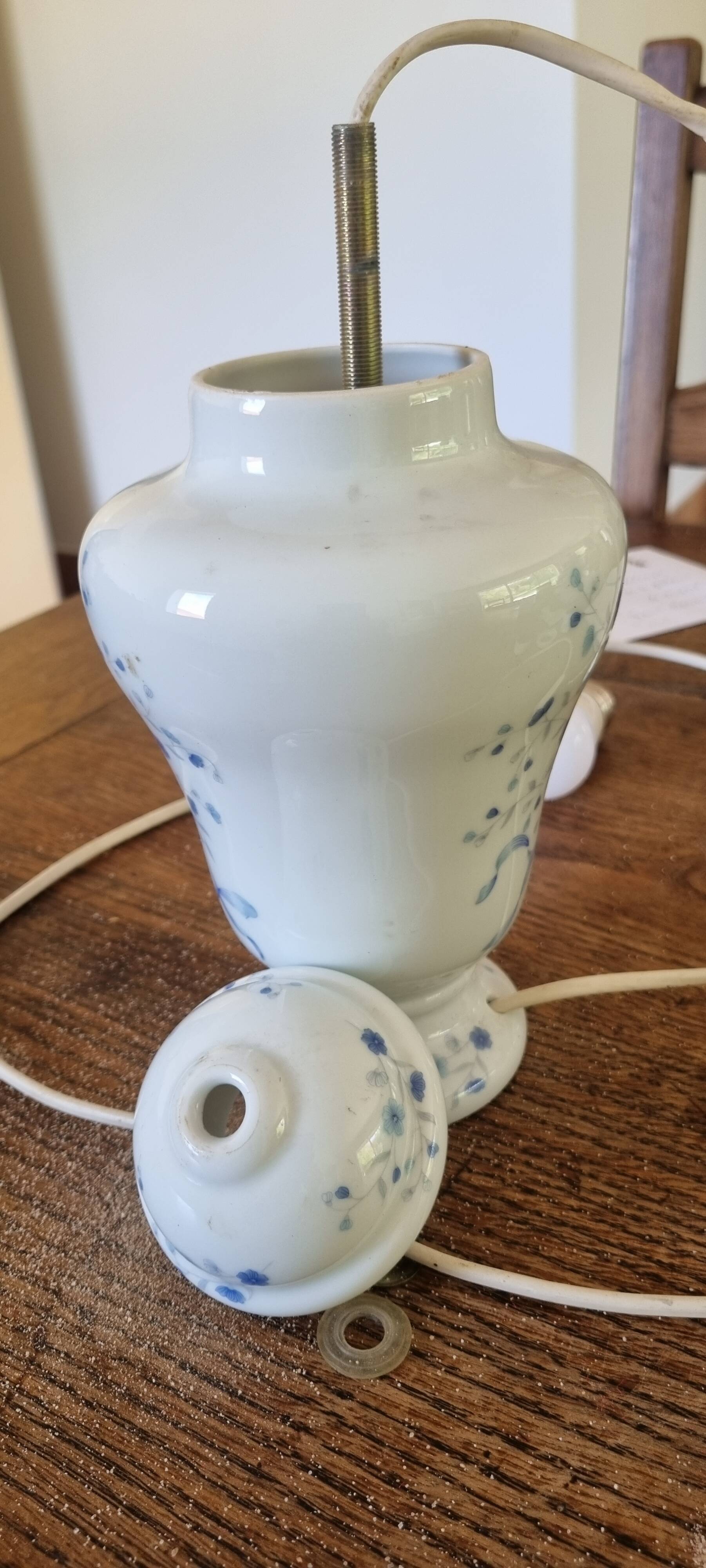 Pied de lampe à poser