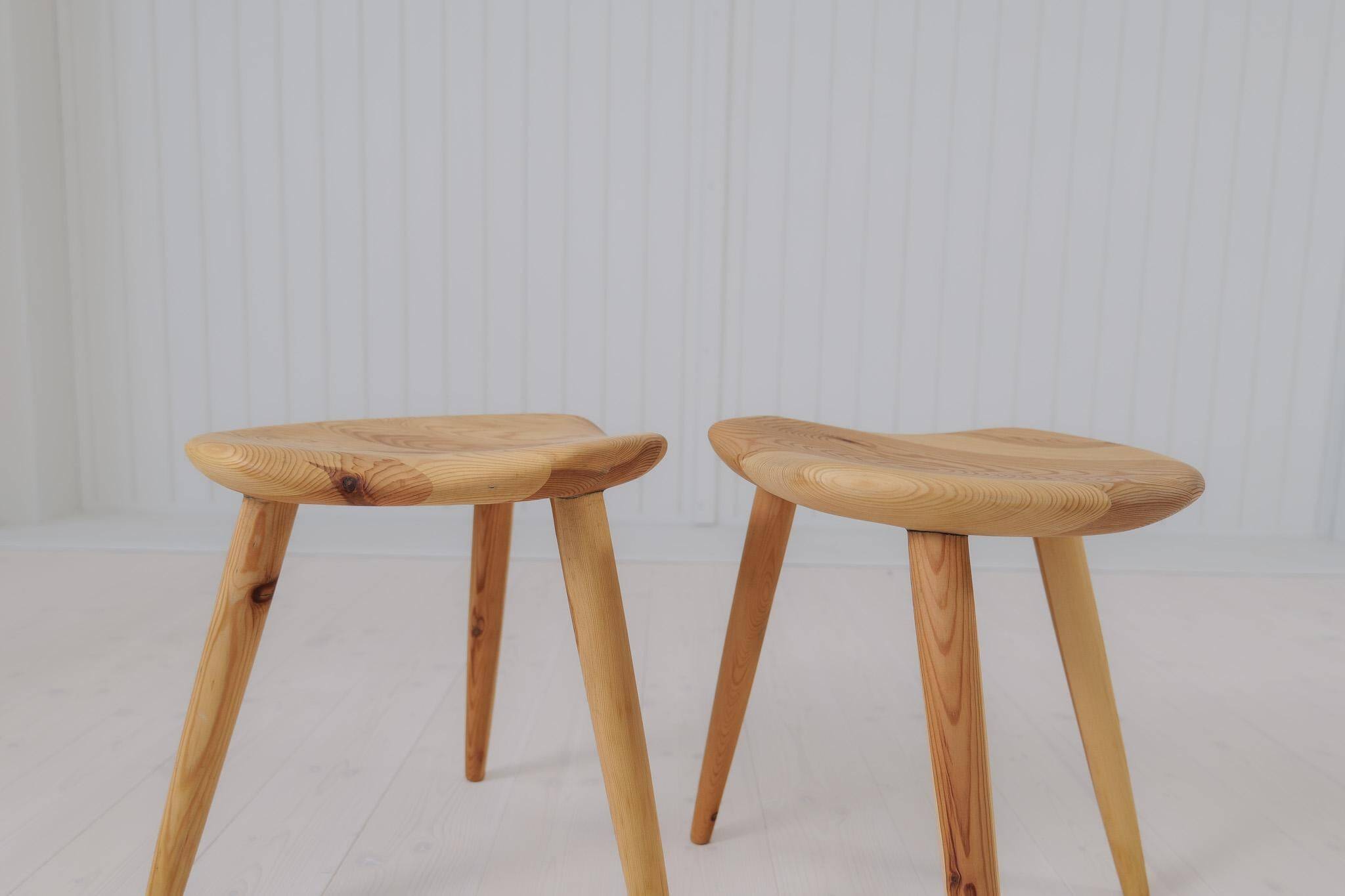 Pair of sculptural mid-century stools in pine by Norsk Husflid 1960s Norway