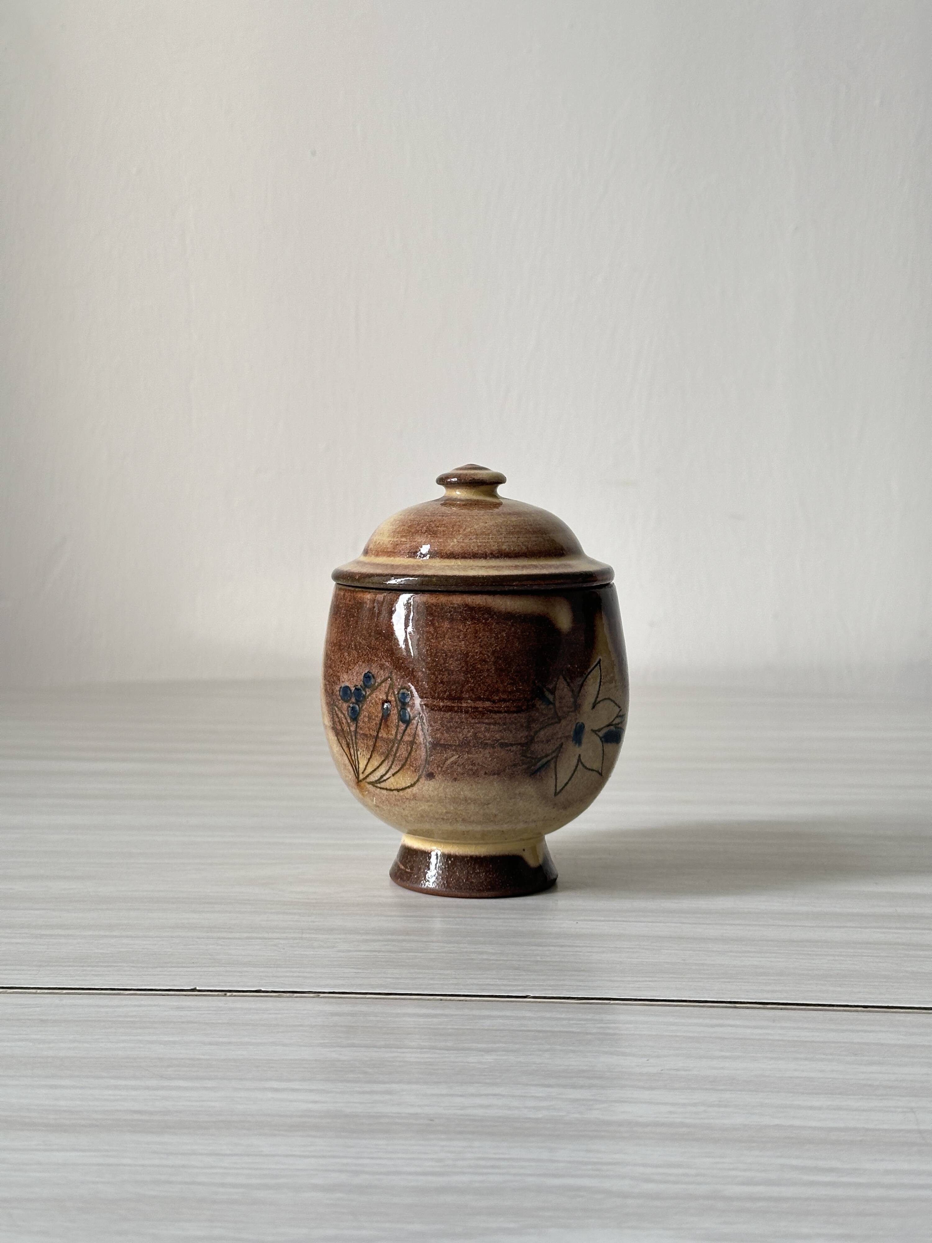 Small ceramic sugar bowl