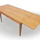 Table de repas extensible en acajou blond