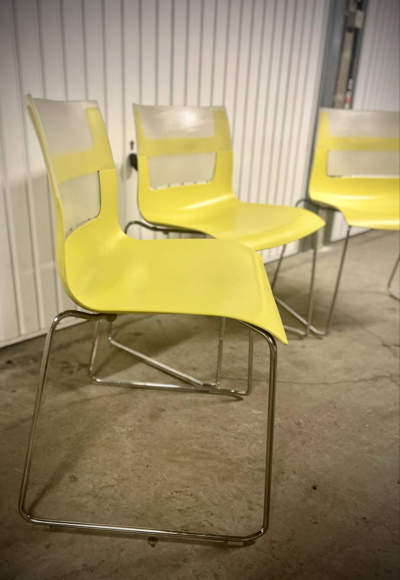Chaises design jaune et chrome Chaise - Otto B&B Italia– vintage / déc