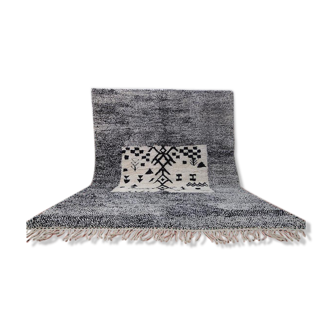 Beni M'rirt vintage rug in Moroccan wool berber 335 x 250 cm