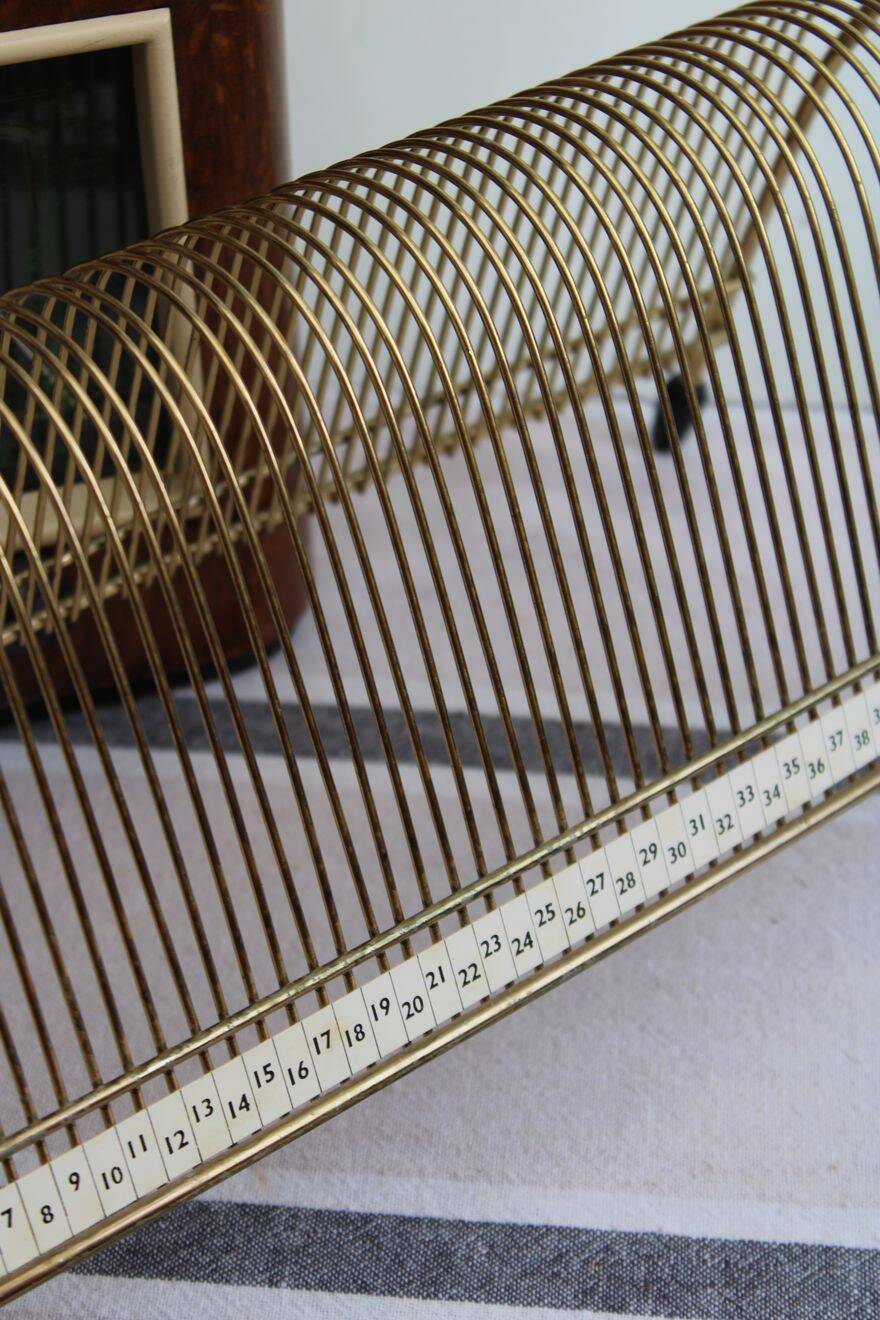 Gold metal vinyl holder
