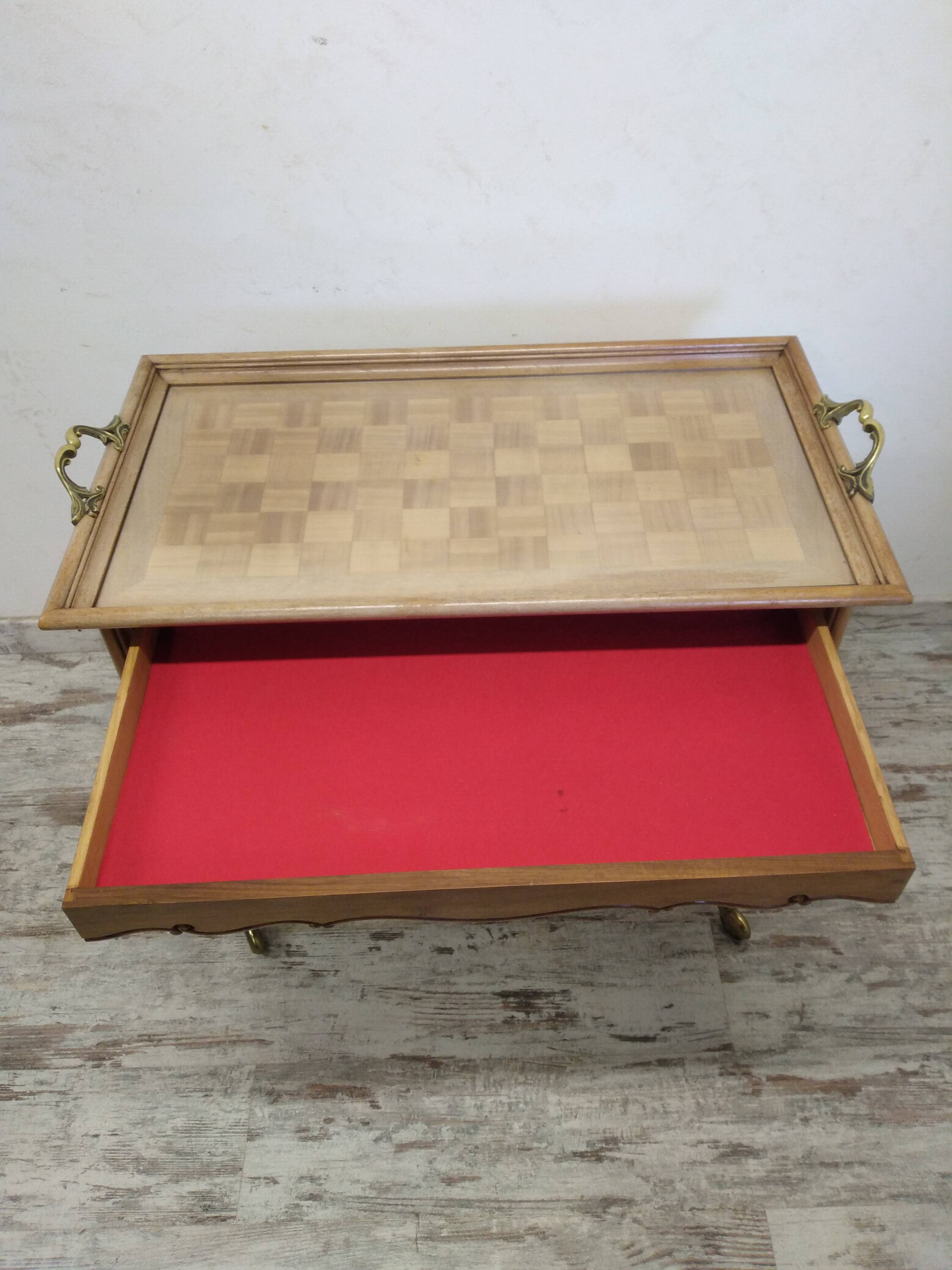 Regency trolley on wheels