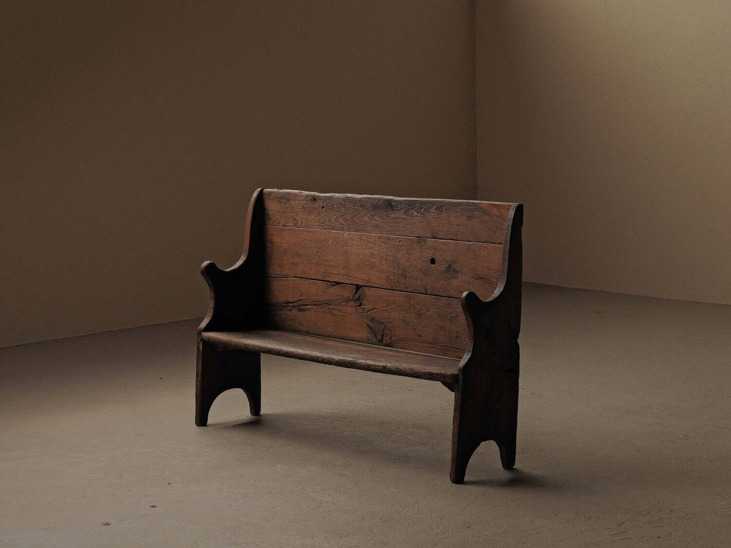 Farm bench in solid wood, Art-Populaire, 19th century