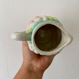 Pot à lait ou pichet vintage en barbotine