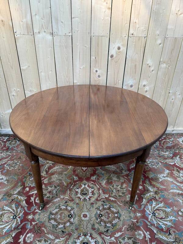 Table à manger ronde en acajou de style Louis XVI 230 cm