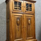 Cabinet bibliothéque style Louis XVI en noyer massif vers 1880