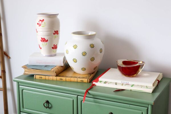 Vide-poche, cendrier en verre de Murano facetté rouge