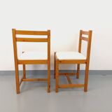 Pair of vintage chairs in pine and white terry fabric from the 70s