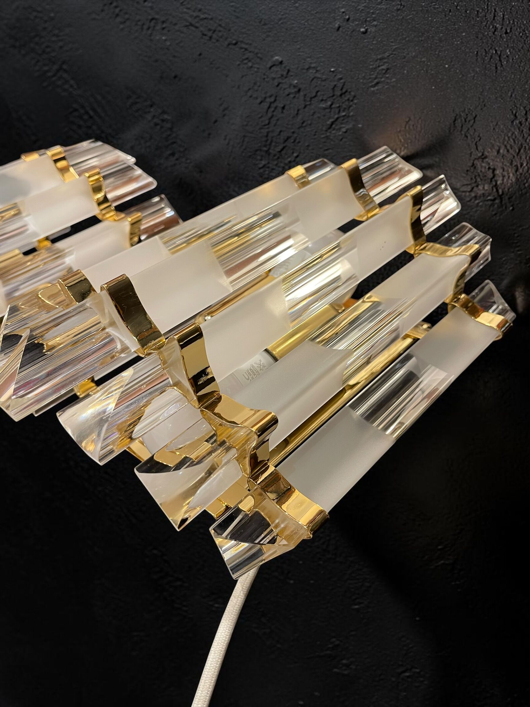 Pair of Venini wall lights 1980