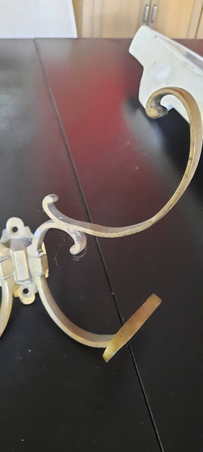 Set of 5 brass hooks