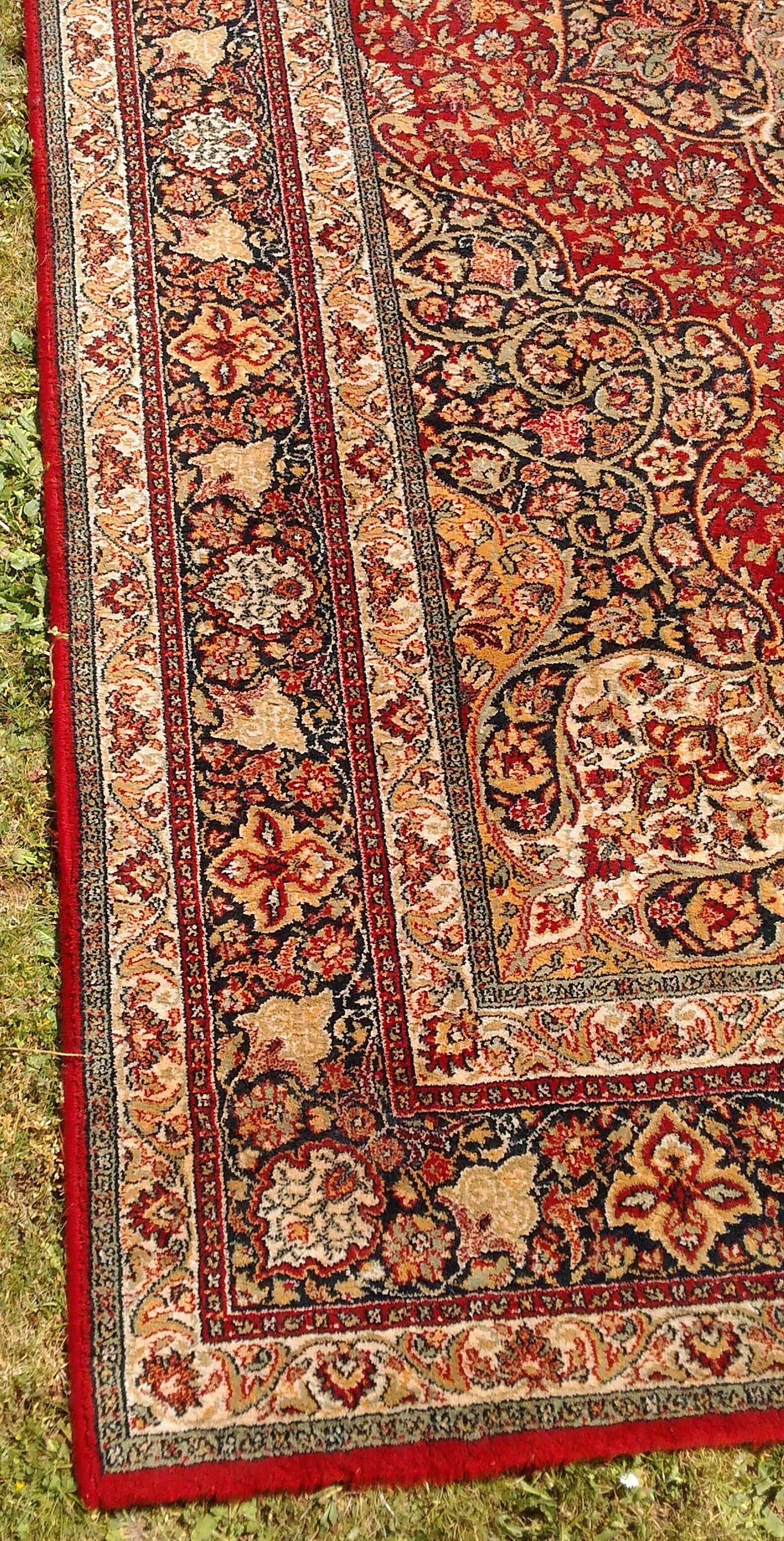 Tapis ancien en laine à dominante rouge - 200 x 305 cm