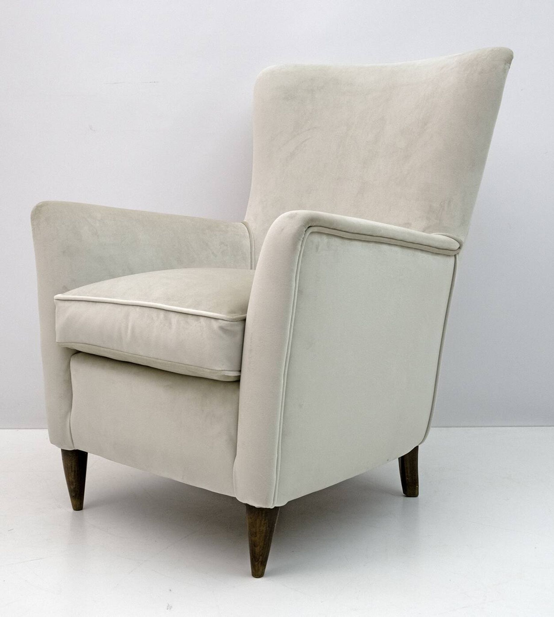 Pair of Gio Ponti Style Mid-Century Modern Italian Velvet Armchairs for Isa