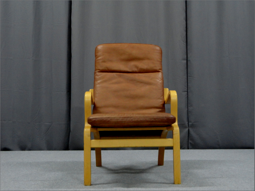 1970 leather armchair