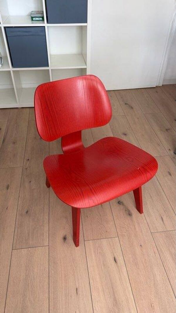 LCW Eames original Plywood Group Vitra lounge chair chaise basse bois