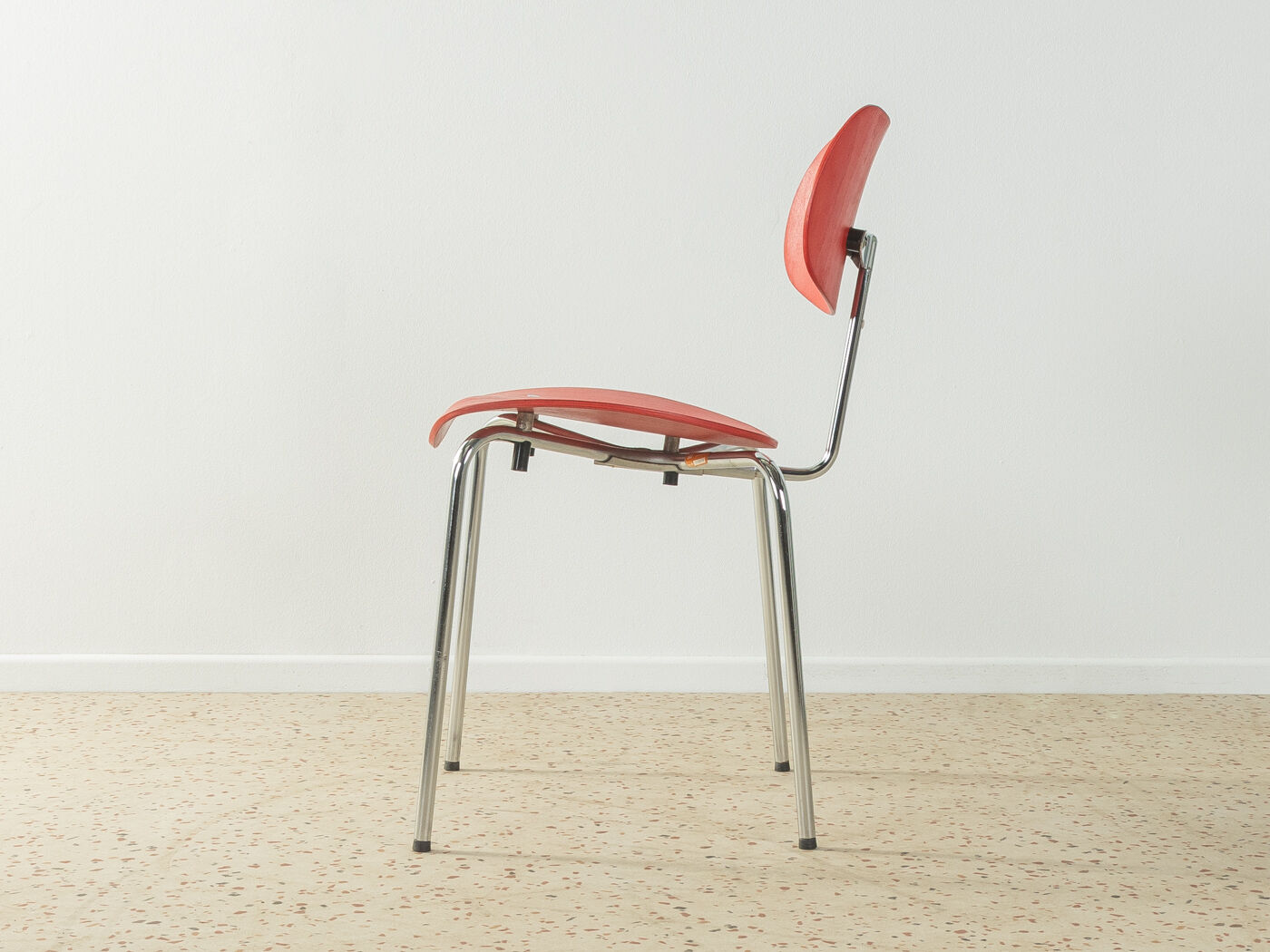 Egon Eiermann, SE 68 chairs