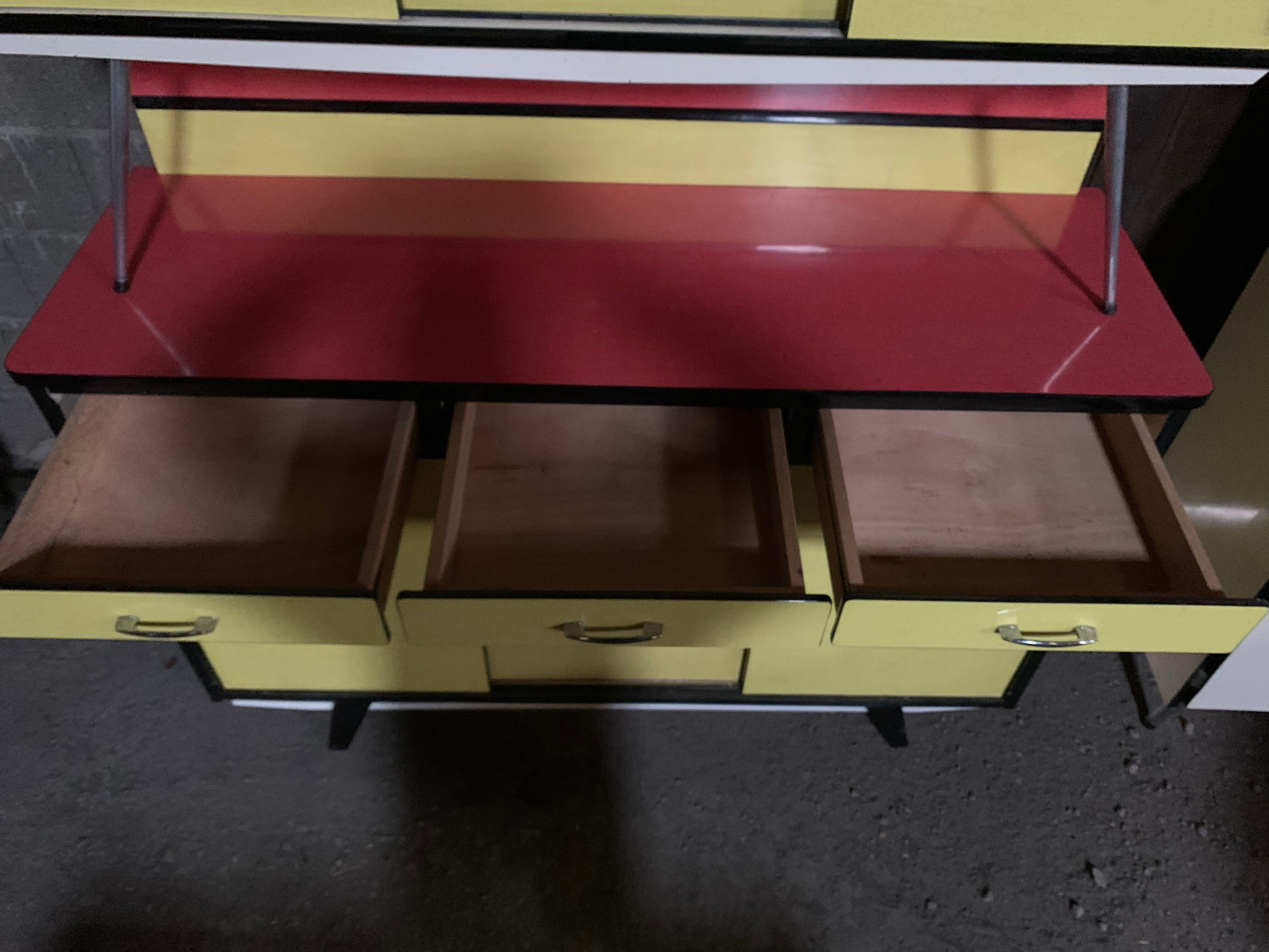 Buffet vintage