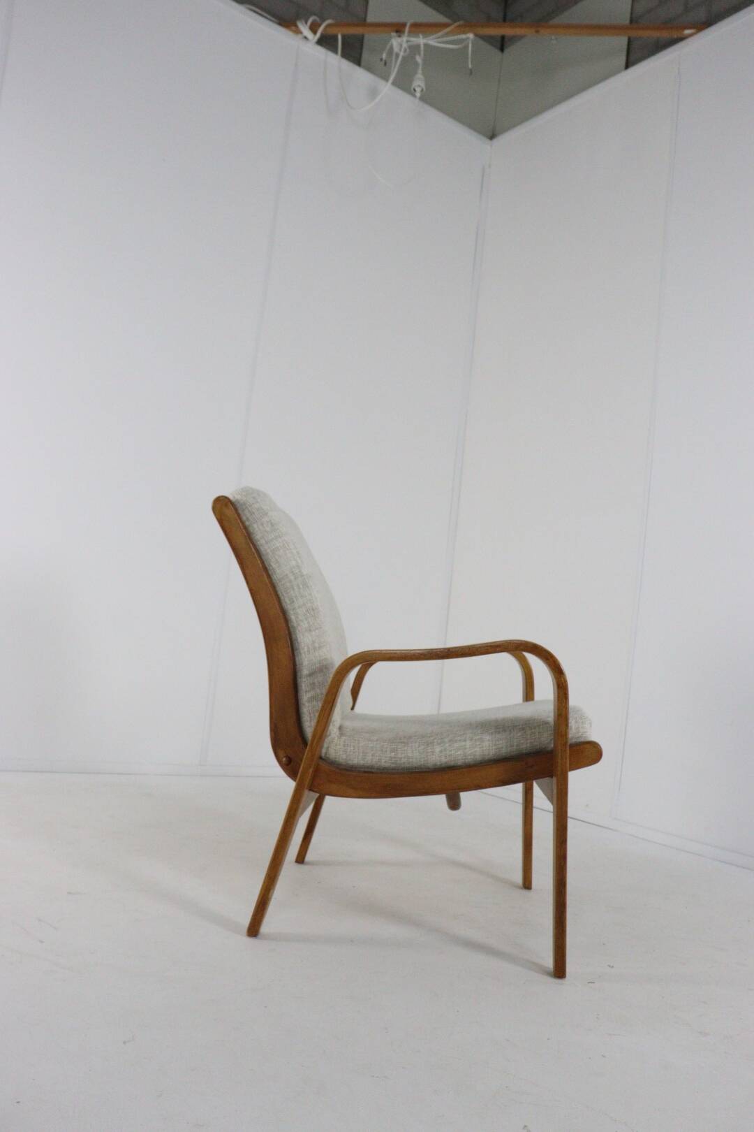 Fauteuil en contreplaqué Pastoe FB06 modèle femme