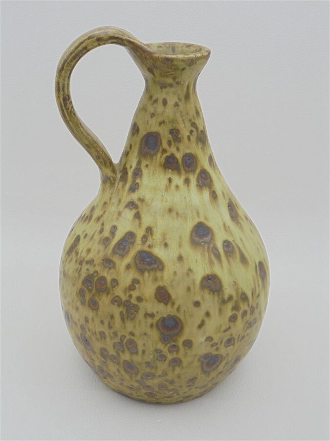 Stoneware pitcher vase