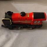 Hachette metal locomotive