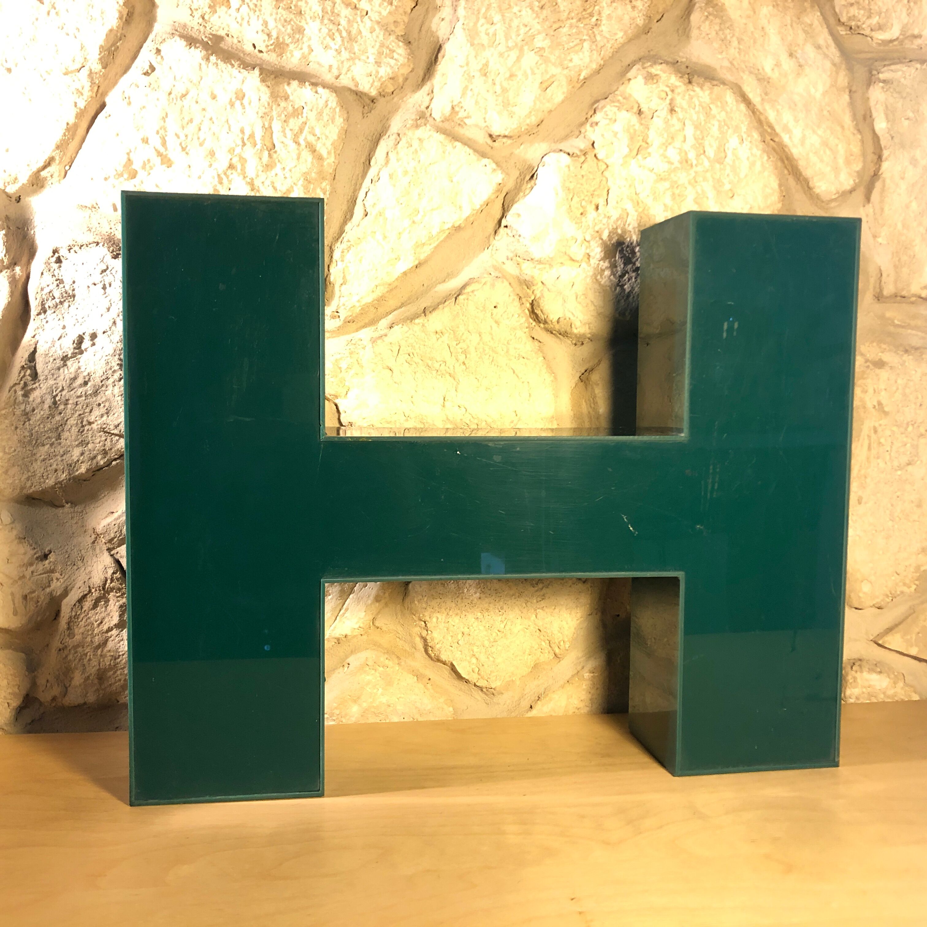 Letter sign
