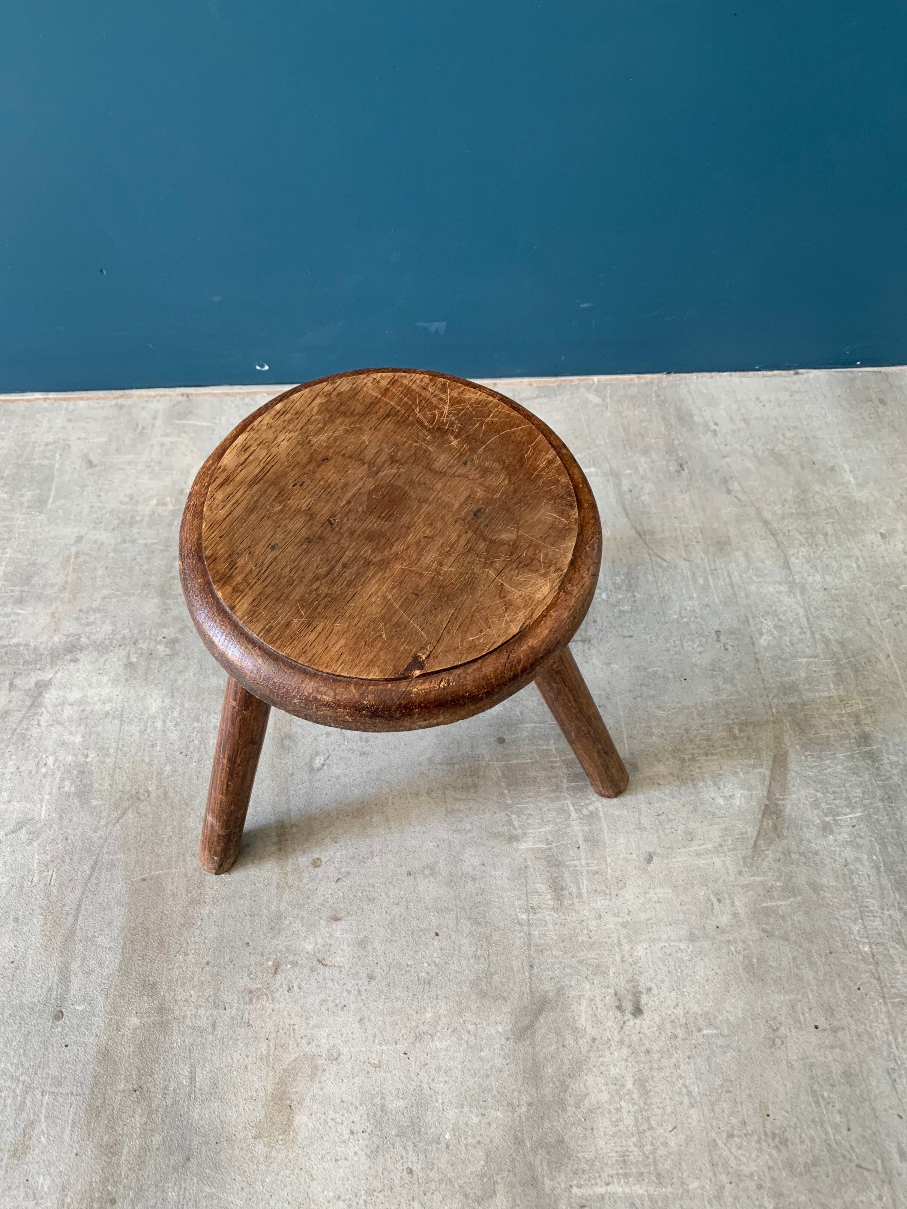 Vintage tripod stool