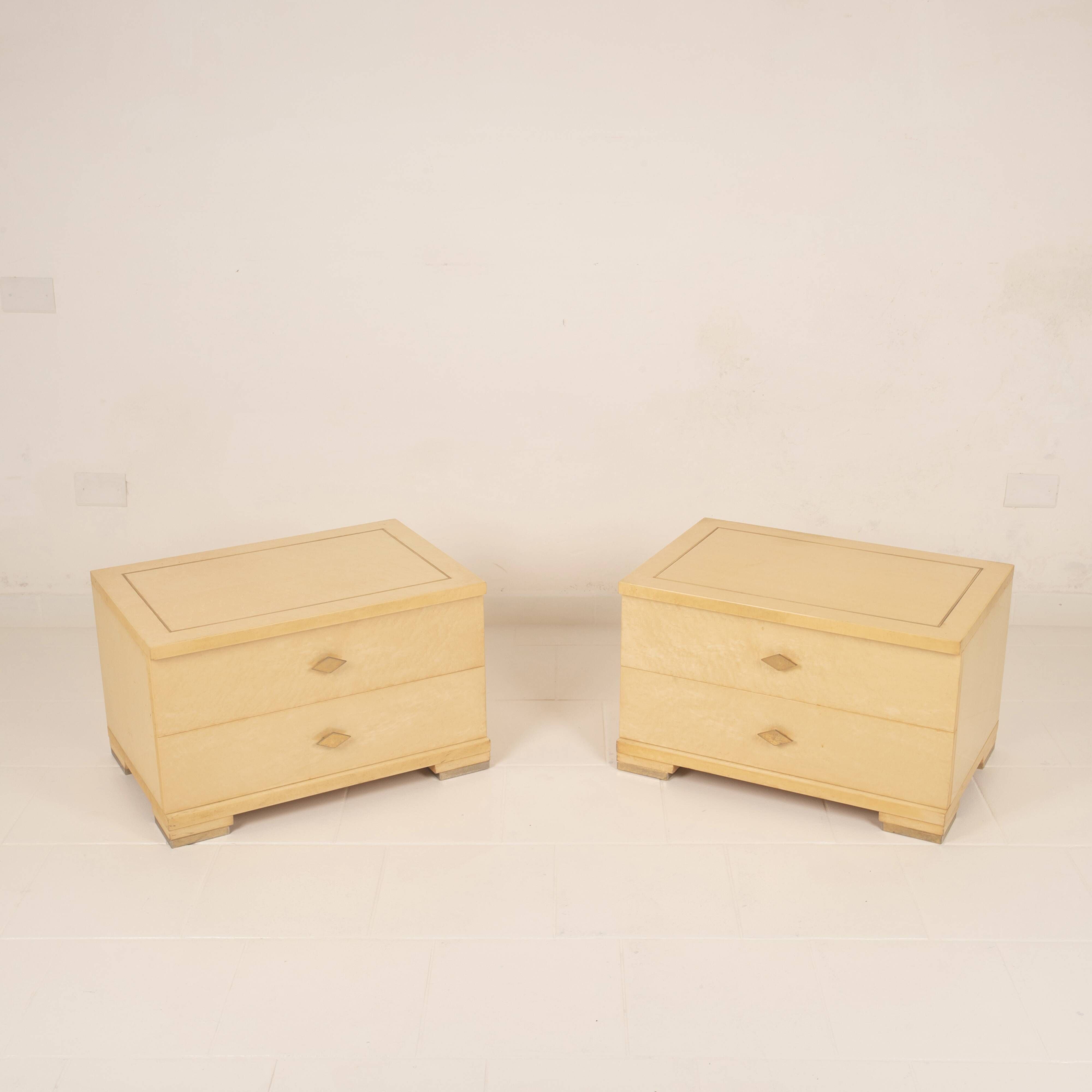 Gianluigi Gorgoni Italian Maple Burl and Brass Nightstands for Fratelli Turri
