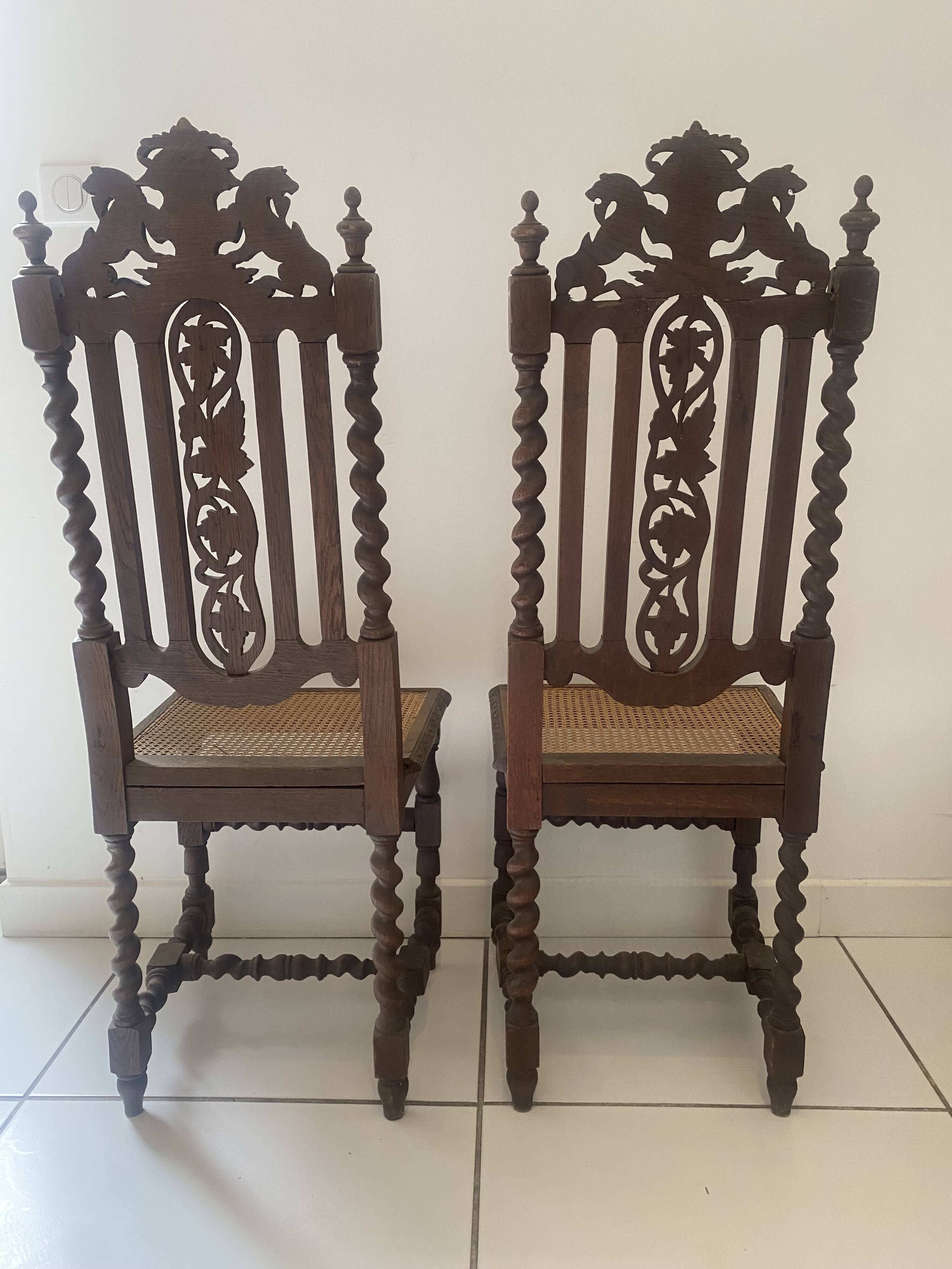 Pair of 2 Henri II neo-renaissance carved lion head chairs