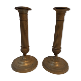 Candle holders with canal decoration