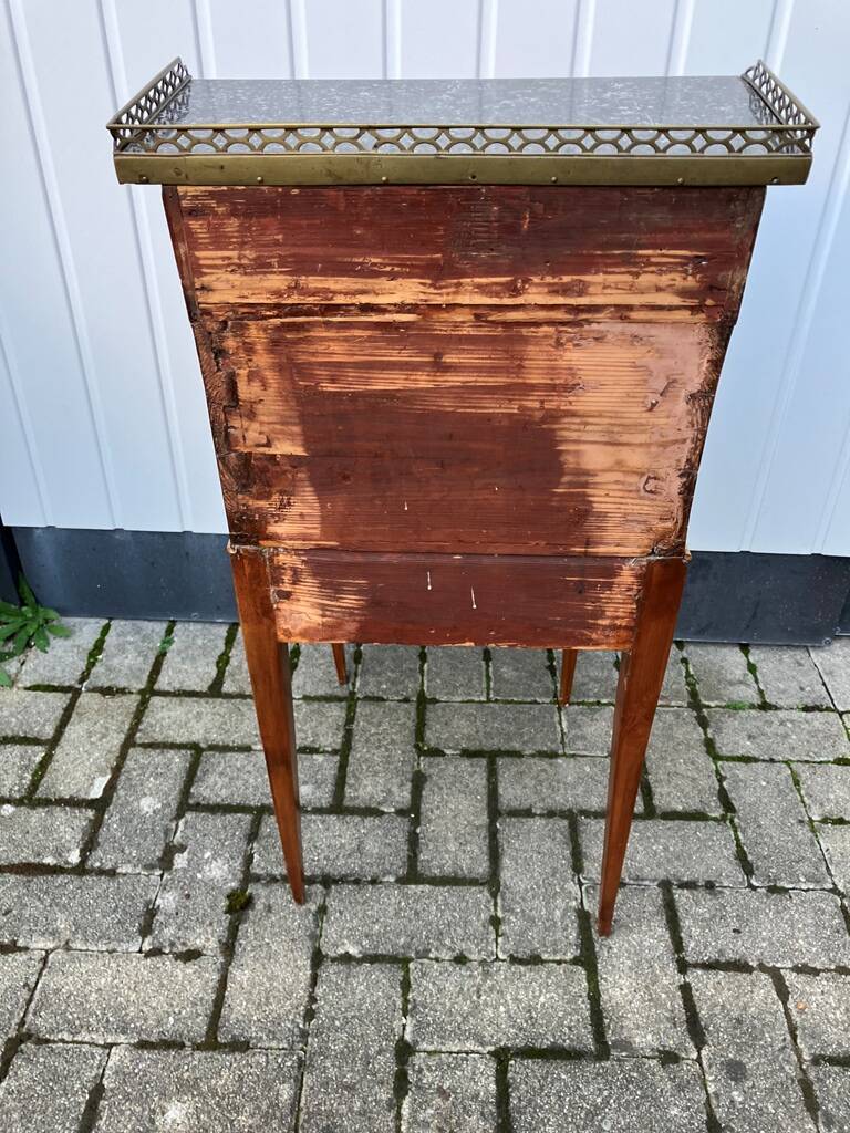 Small child's cylinder desk, 18th century.