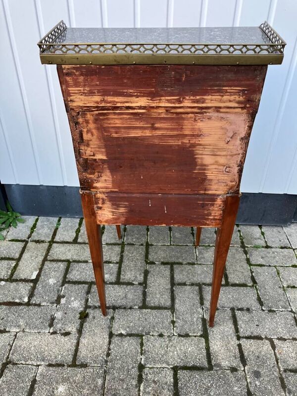 Petit bureau cylindre d'enfant XVIIIème siècle
