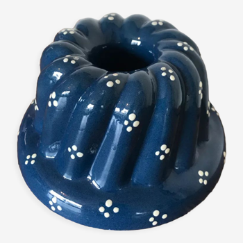 Decorated blue Kouglof mould