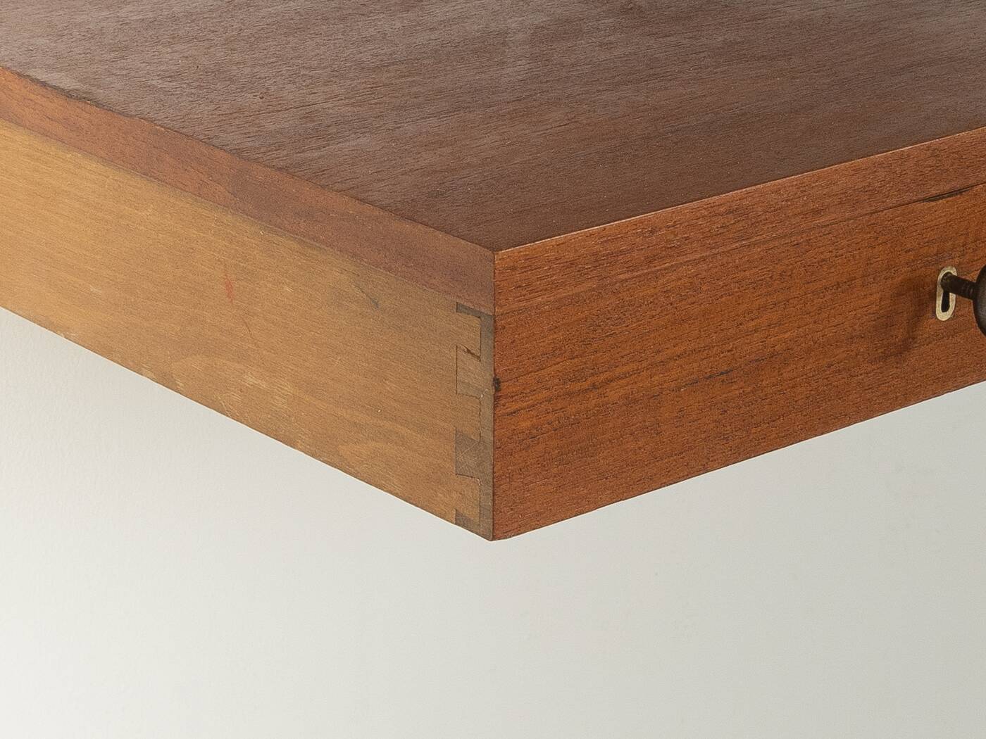 Original String shelf by Nils Strinning in teak veneer, 1949