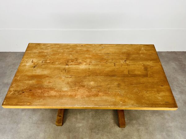 Table Charlotte Perriand Les Arcs