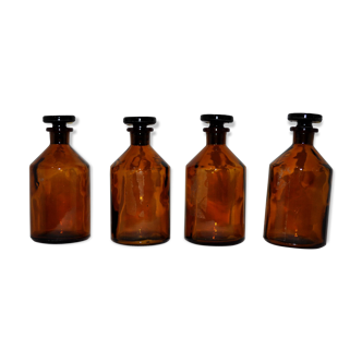 Quadruple pharmacy bottles