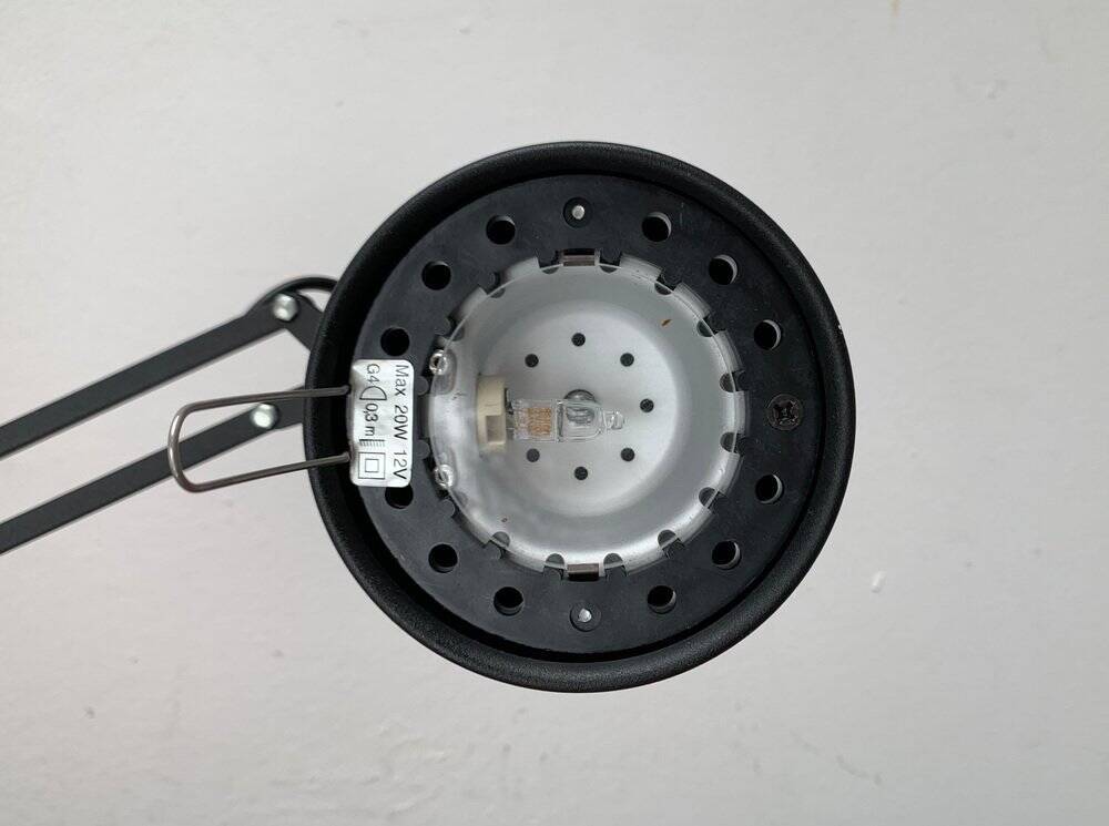 Postmodern Italian table lamp Mini Luxo style L-1