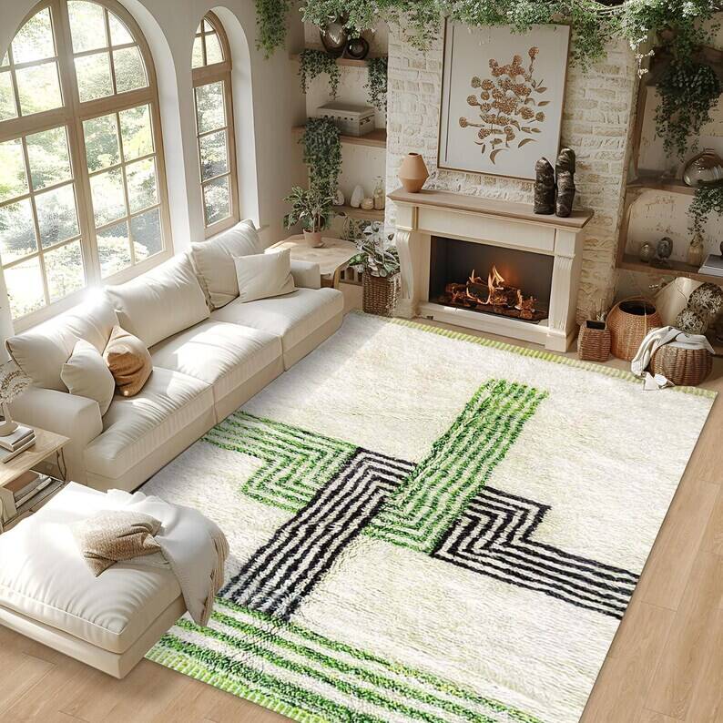 Off-white Moroccan rug with geometric patterns, 250cm x 150cm