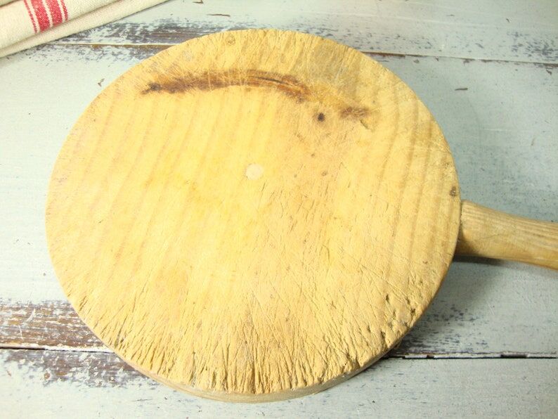 Wooden cutting board