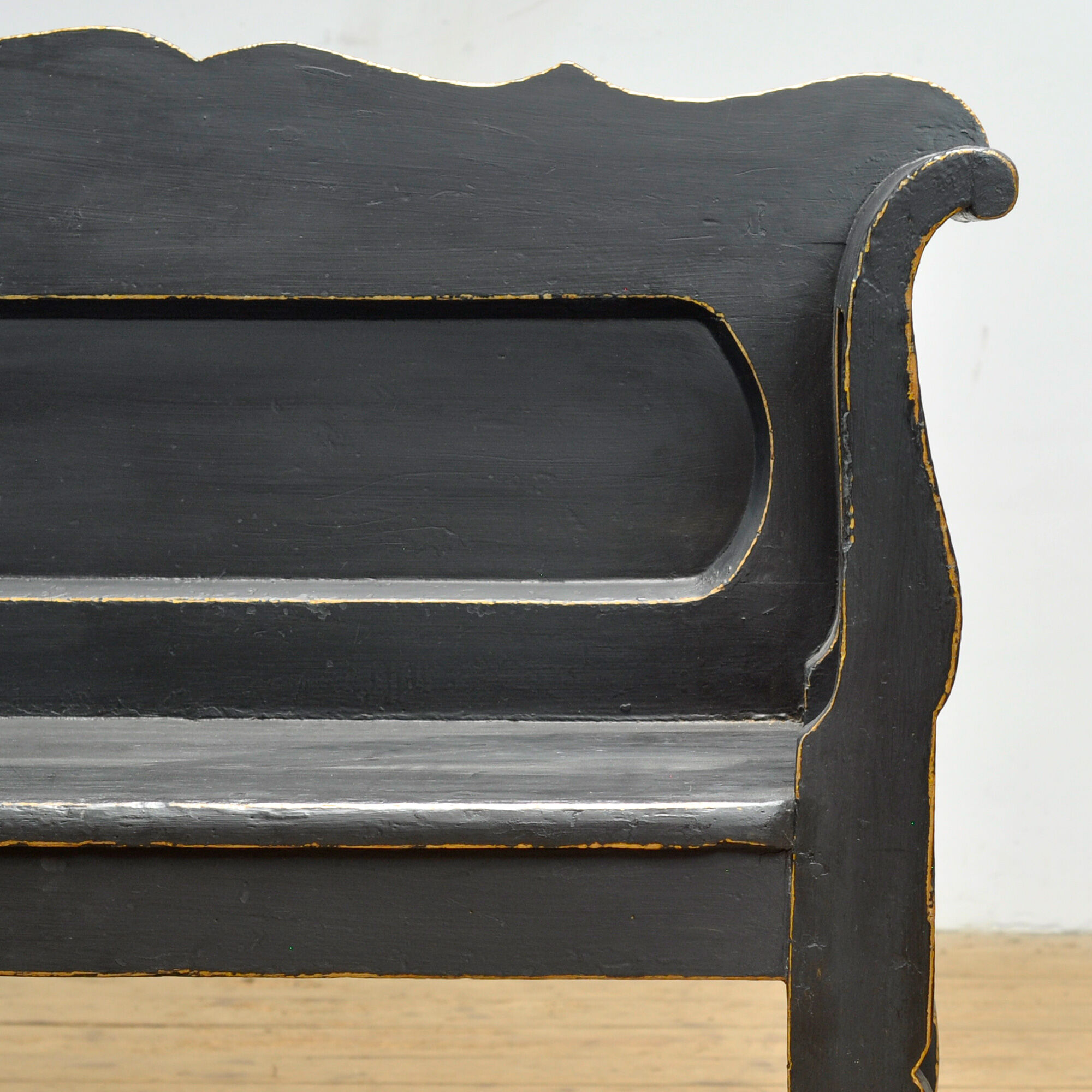 Antique pine bench, 1900s