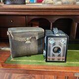 Brownie junior six-20 vintage camera