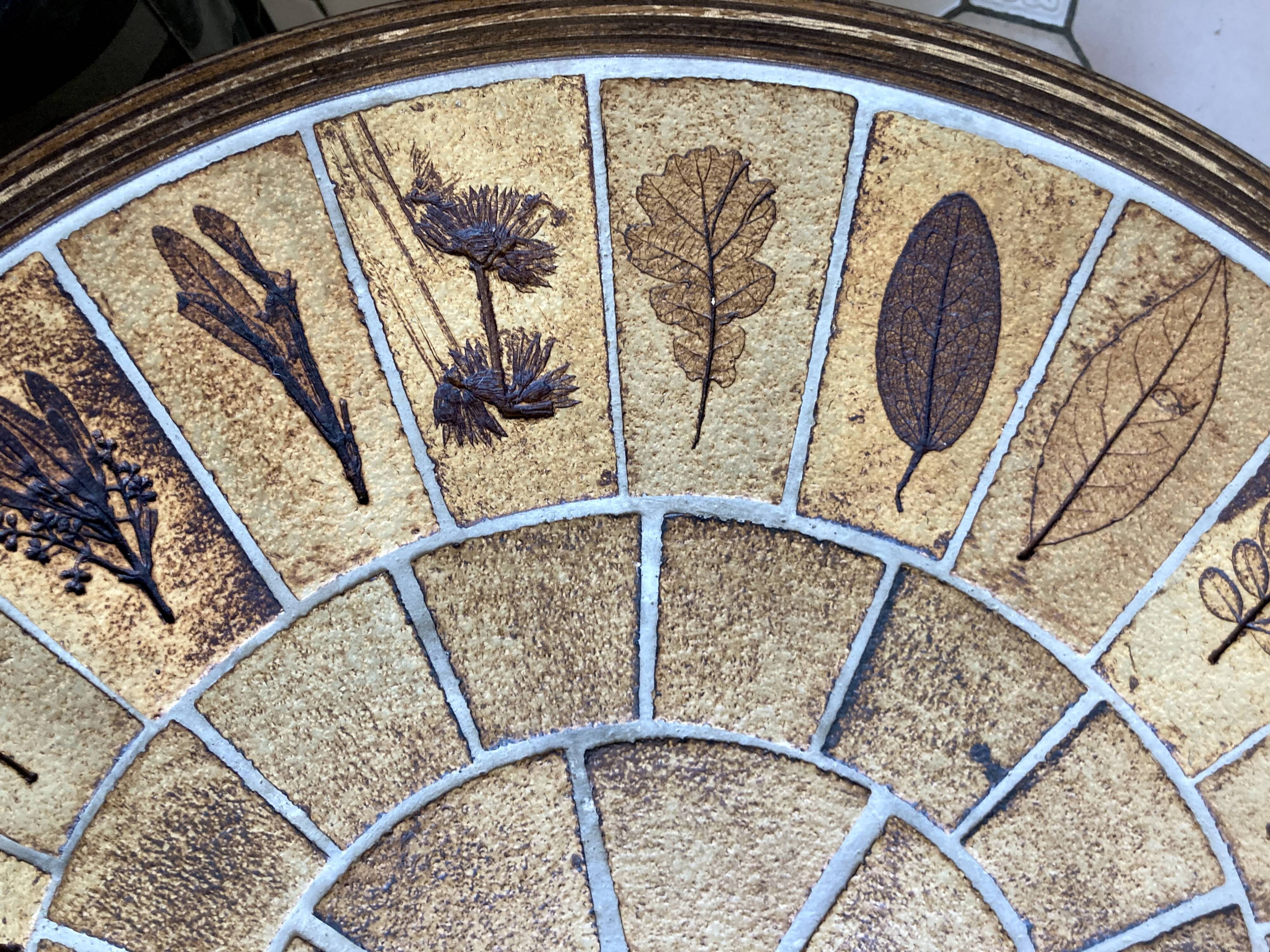 Round herbarium coffee table - Roger Capron