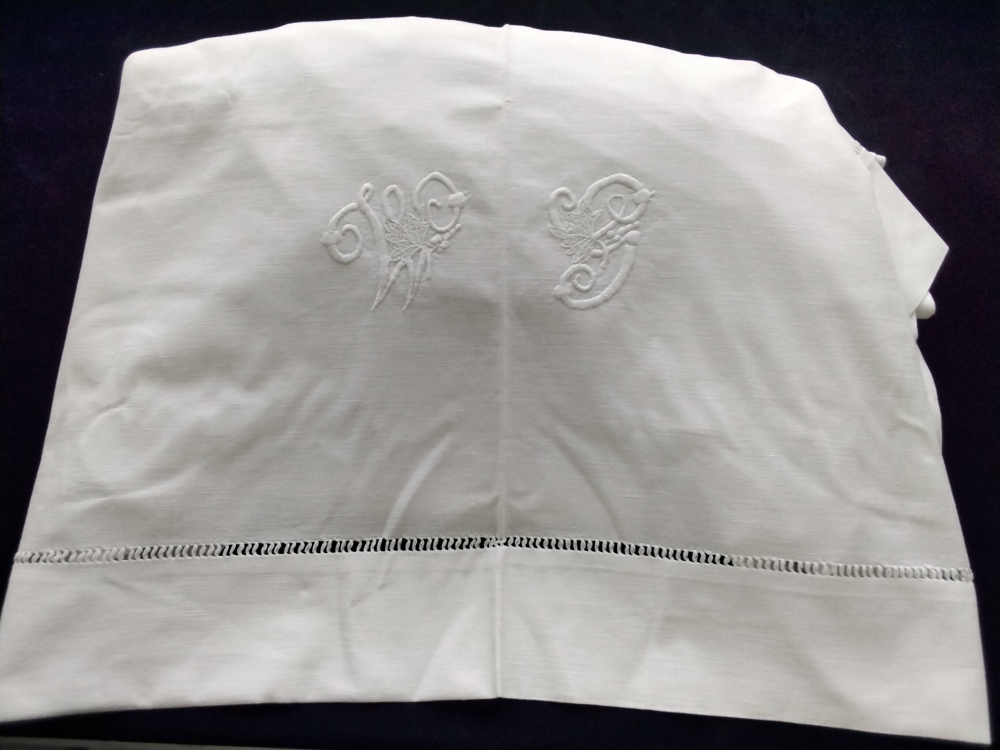 Old white cotton drape monogrammed WS 2 x 2.60 m