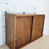 Wall shelf