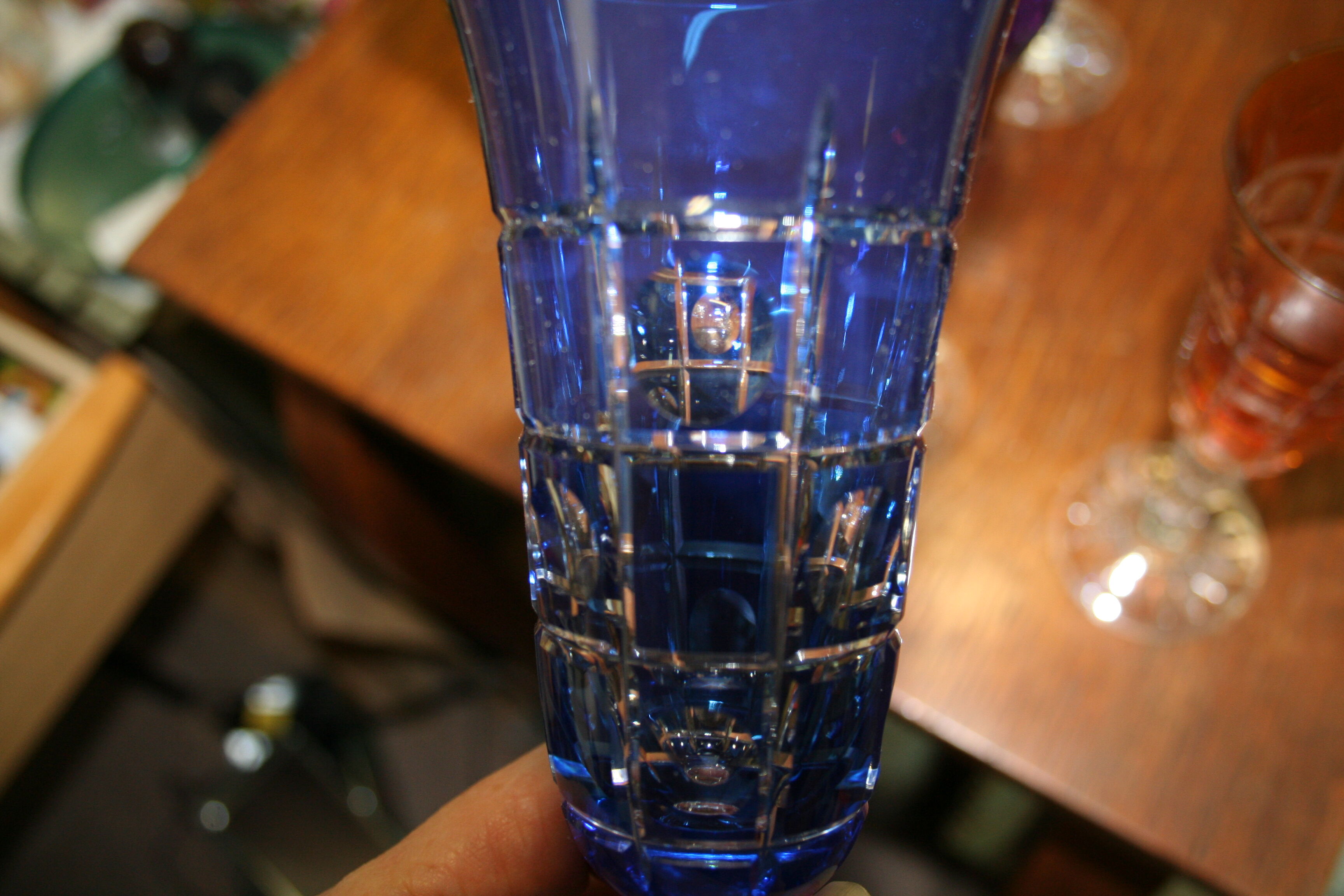 6 colored crystal flutes