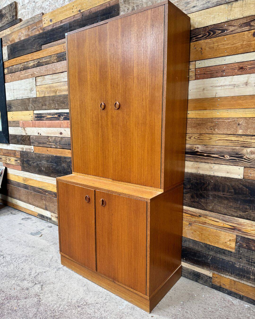 Teak bookshelf - 1960s